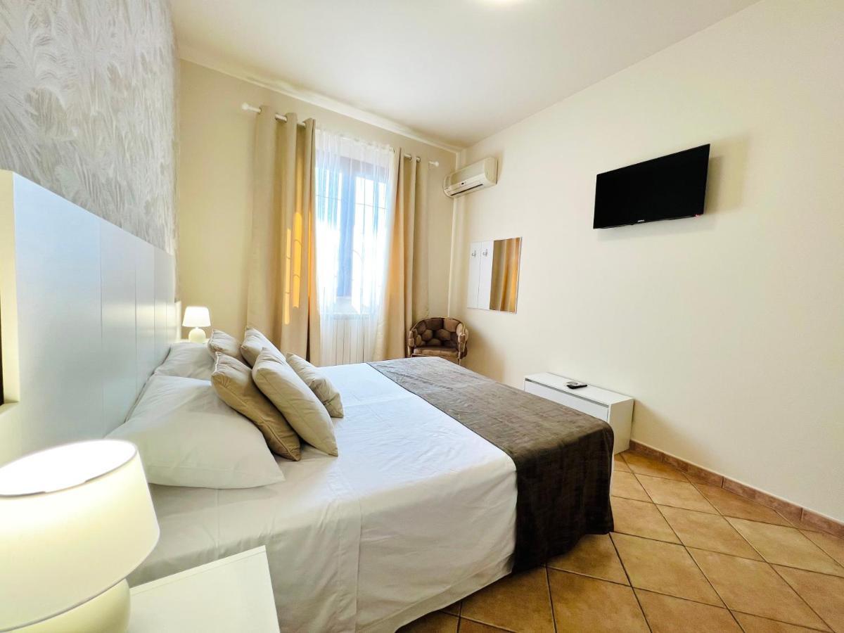 Casa Aieddu Hotell Terrasini Eksteriør bilde