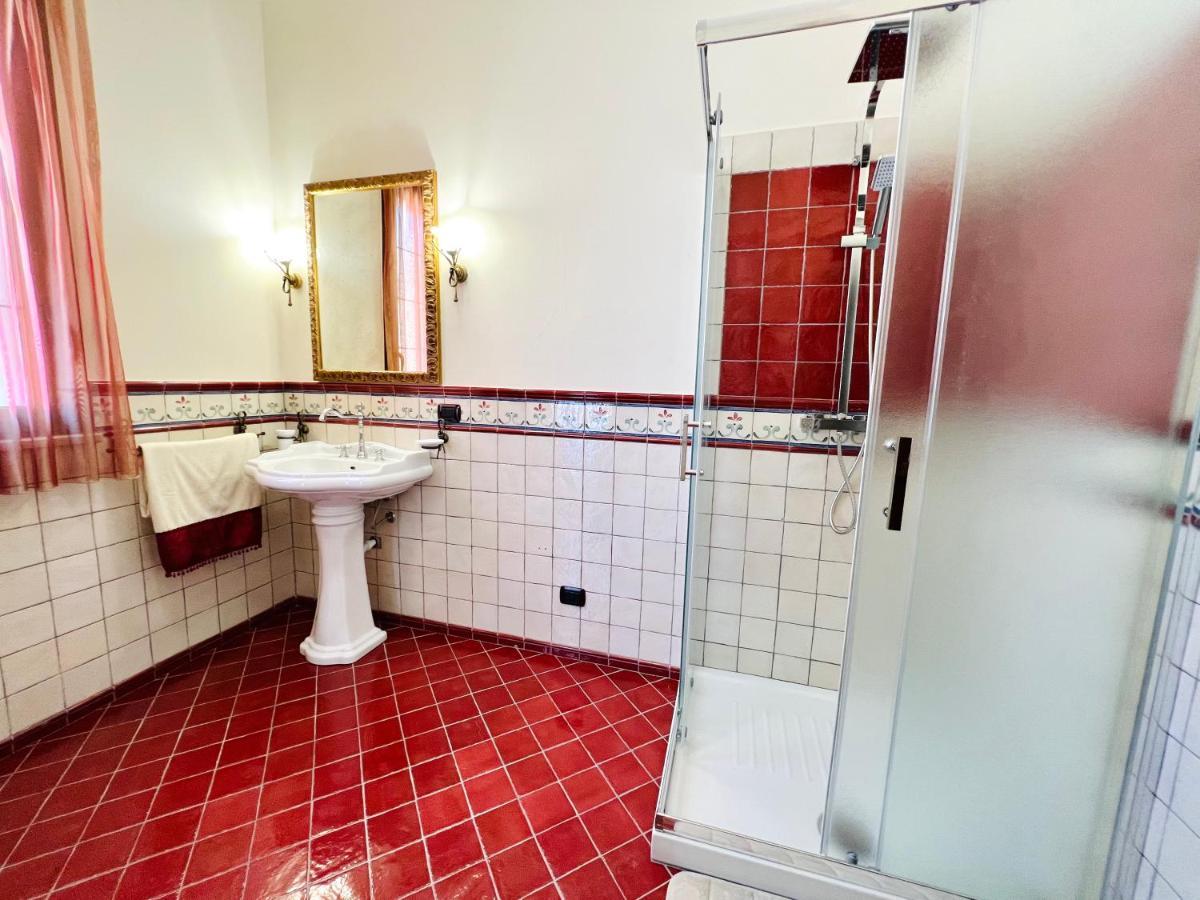 Casa Aieddu Hotell Terrasini Eksteriør bilde